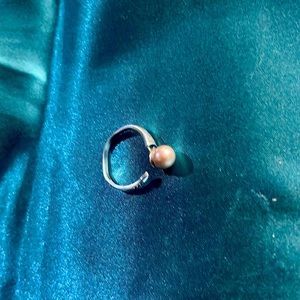 Pearl ring